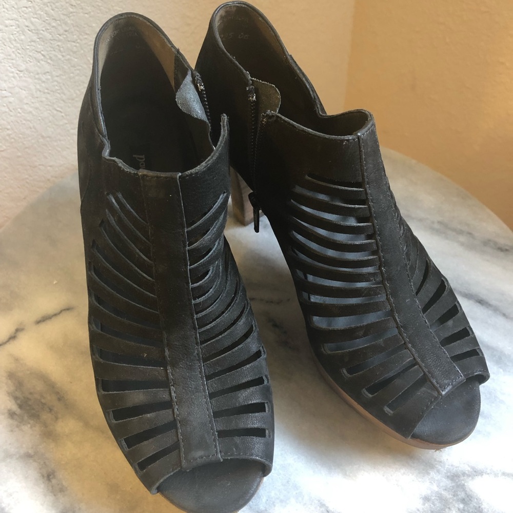 Paul Green Tacey peep toe heels